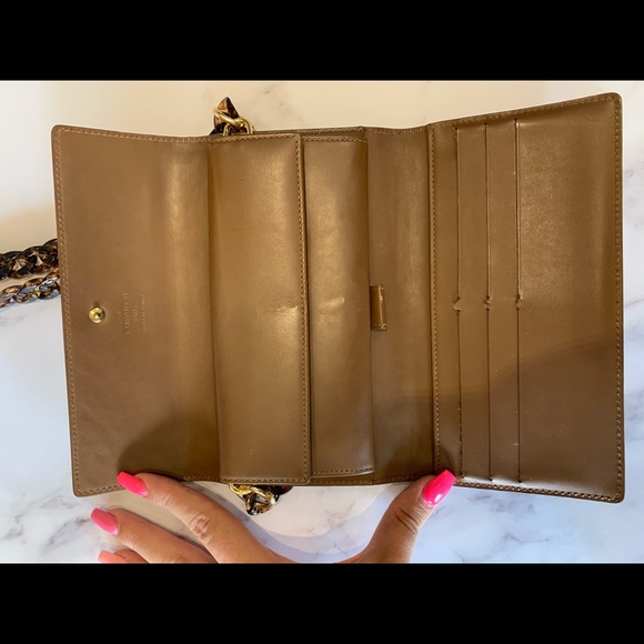 louis vuitton crossbody wallet - Picture 5 of 6